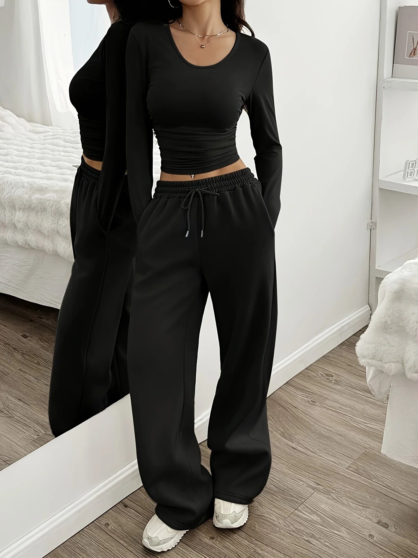 Women's Solid Color Wide Leg Pants Casual Drawstring Sweatpants with Pockets Jogging Loose Pants Relaxed Fit Style Autumn Winter